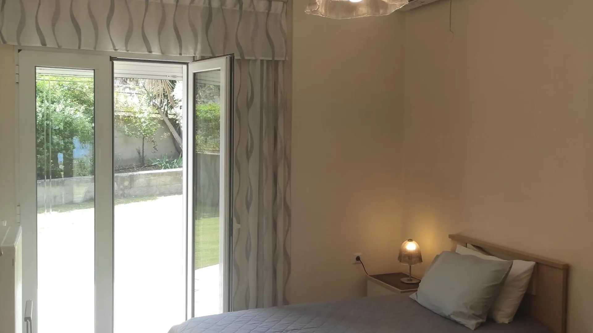 Tatil Evi Sea Breeze Villa Resmo Yunanistan